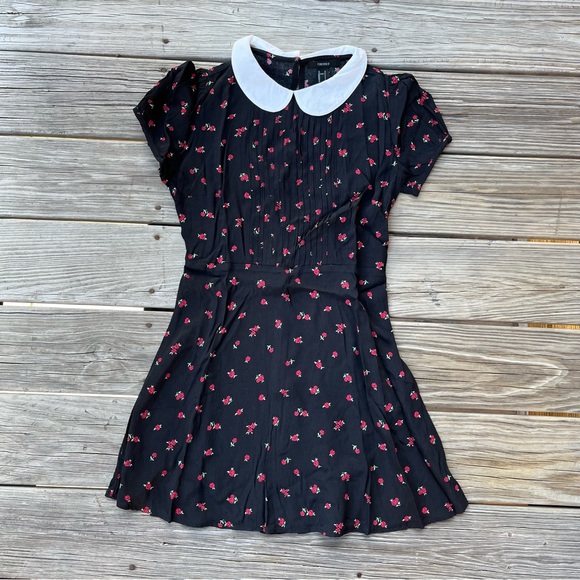 Forever 21 Dresses & Skirts - Rose dress